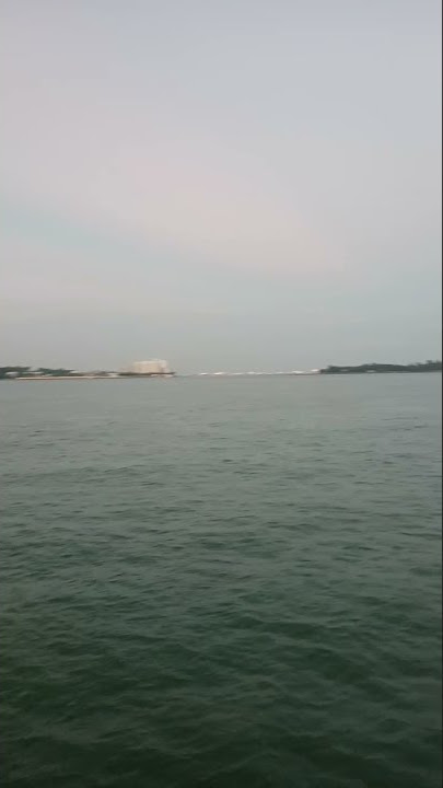 Suasana sore hari di Singapura