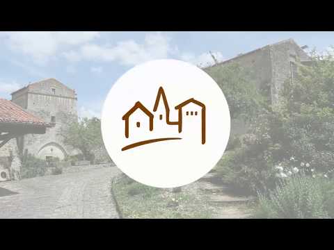 The Petite Cité de Caractère film frames Airvault through its rural heritage rather than a single monument. Its focus complements a walk among the abbey, old streets and Thouet crossings. The rural-heritage perspective broadens the visit beyond a single building and gives the old crossings over the Thouet a place in the town’s identity.