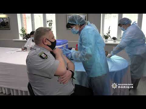 "Київські поліцейські розпочали процес вакцинації від коронавірусу", - Андрій Крищенко