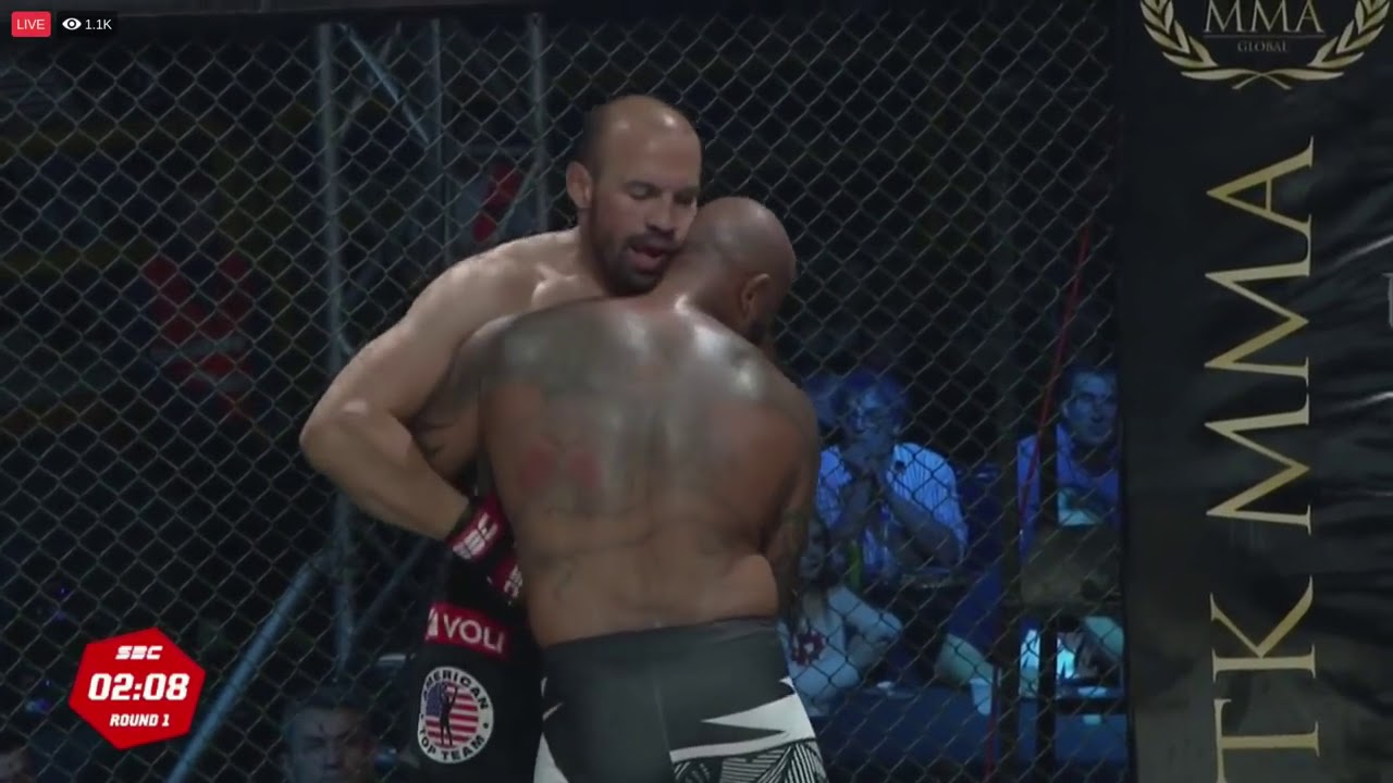 Igor "The Duke" Pokrajac vs Maiquel "Big Rig" Falcao - SBC 21