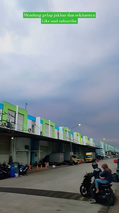 mendung sore ini jakbar sekitarnya #mendung #cuaca #gelap #jakarta #indonesia