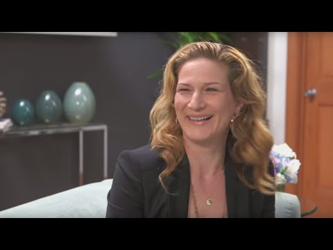 Ana Gasteyer interviews Ann Brashares About The Here And Now