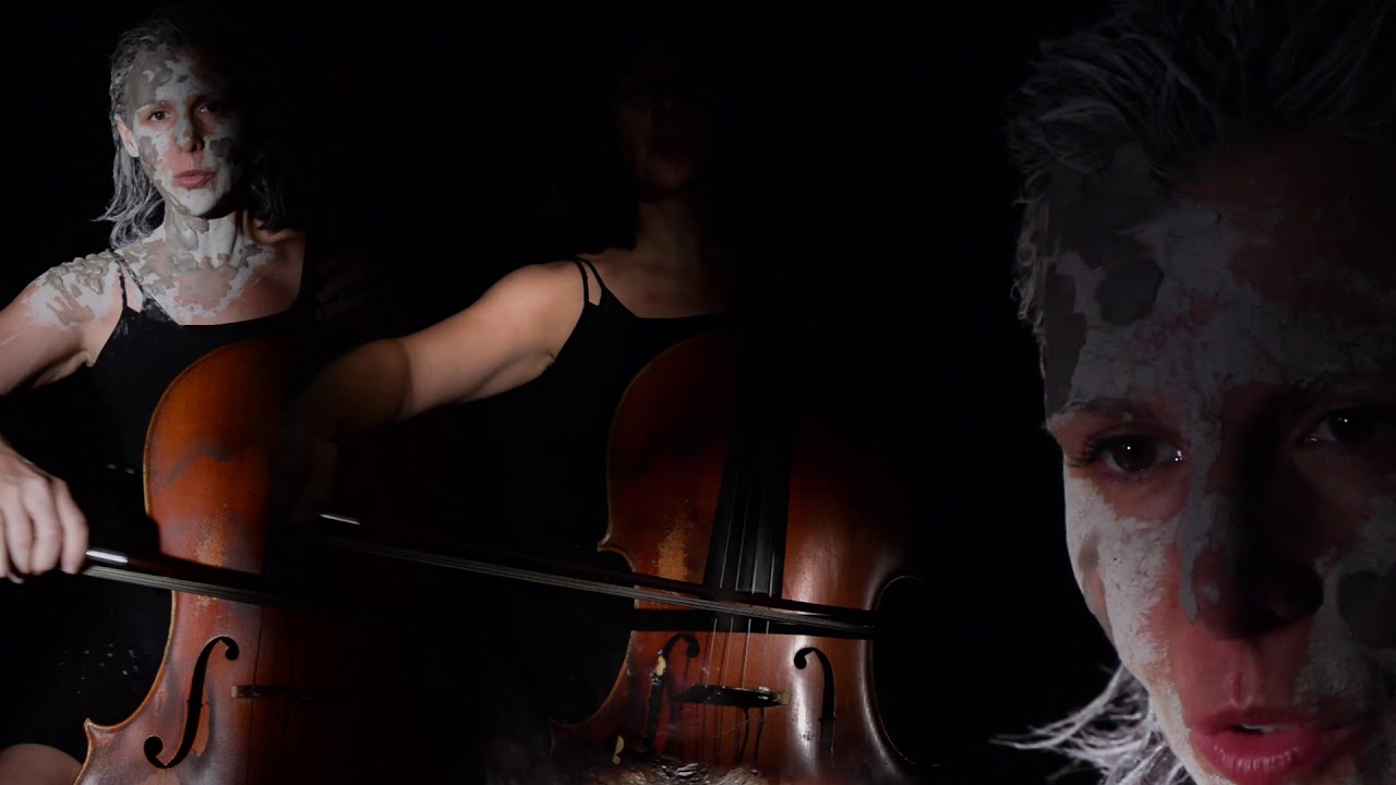 在 YouTube 上观看 Helen Gillet - Vautour - Official Music Video