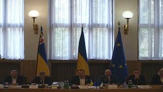 Пряма трансляція І пленарного засідання восьмої сесії  Закарпатської обласної ради VIII скликання