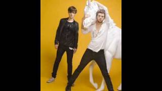 Pnau -  We Love The Fresh Kills