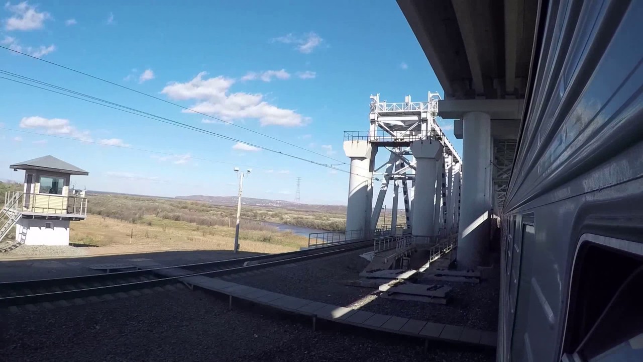 Транссиб пересекает Амур