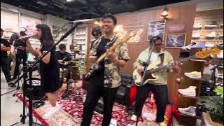 Reality Club - Telenovia (Live at Converse Grand Indonesia, Jakarta 15/5/2025)