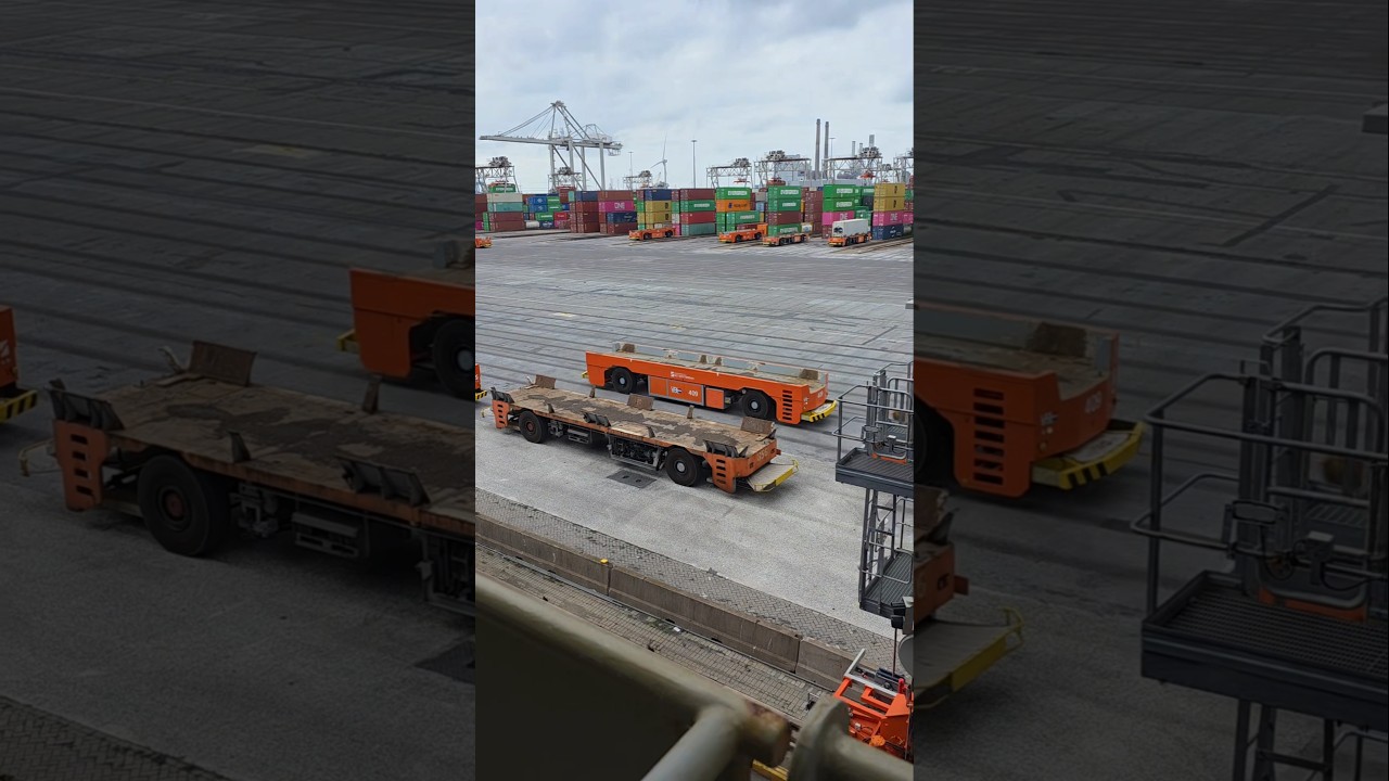 ⁣This Port Runs on Robots, Not People💀😱 #lifeatsea #merchantnavy #technology #viralshorts #minivlog