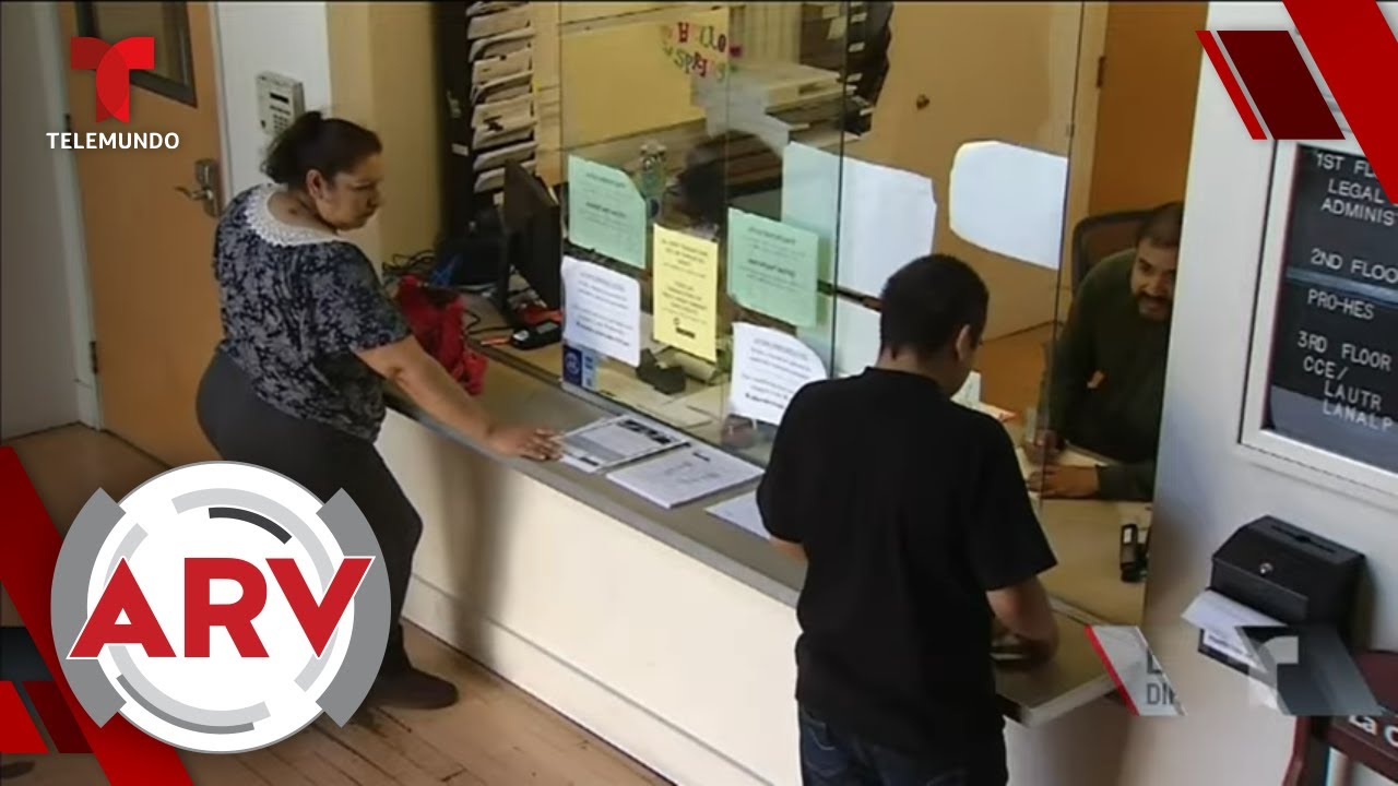 Indocumentados de California ya pueden solicitar ayuda económica | Al Rojo Vivo | Telemundo