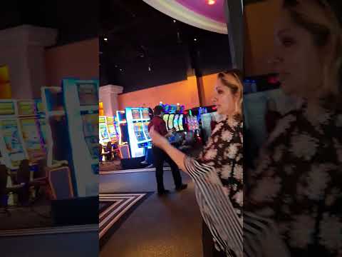 BULL BLITZ BACK TO BACK! #bonus #casino #slot #vegas #fun #win #subscribe