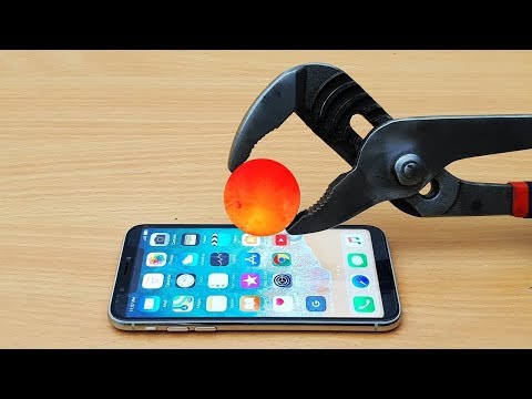 experiment-glowing-1000-degree-metal-ball-vs-iphone-x