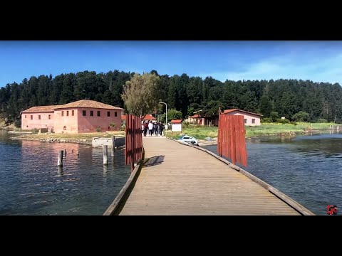4 atraksione në këtë video: Laguna e Nartës; Ura, Ishulli e Manastiri 
