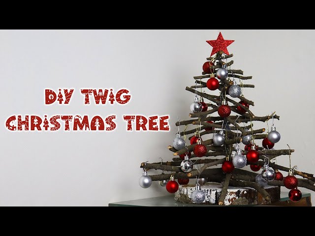 Making a Last-Minute Wire Christmas Tree 