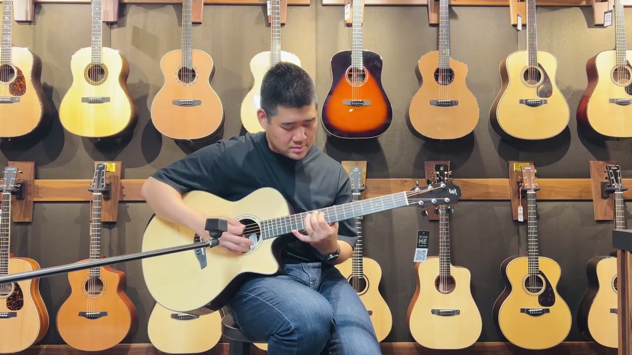Furch Yellow Deluxe Gc-SR a - YouTube