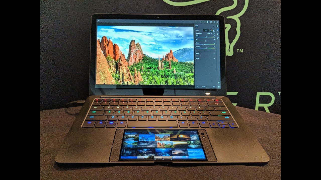 Razer Project Linda: Turn Your Razer Phone Into a Laptop! - YouTube