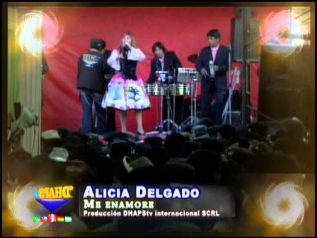 Ver ALICIA DELGADO♫"Me enamore" ultimo concierto™Studios DHAPStv●19.06.2013 en YouTube