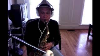 Pharrell Williams - HAPPY - (saxophone cover)