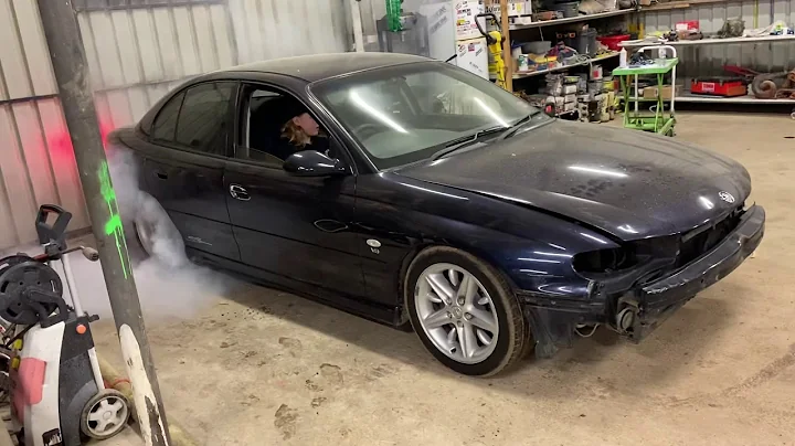 VT SS 5.0l Burnout🤘🤘