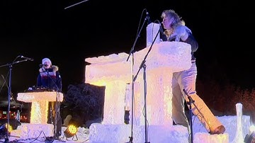 Chill out! Musicians play instruments made of ice