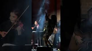 Nil Karaibrahimgil - Akbaba