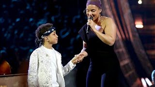 2019  iHeartRadio Music Awards: Alicia Keys and Son Egypt Steal the Show With Their Epic Duet | Ente