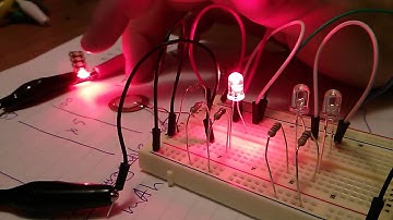 Arduino stuff: Piezo knock reactive circuit