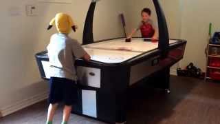 Air hockey challenge with derpachu. screenshot 4