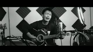 Video thumbnail of "R.Lalhmingmawia(Mapuia) - Min hnem zo lo(Live Cover)"