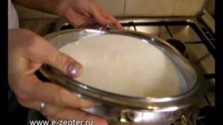 Топлёное молоко - видео рецепт(Видео рецепт приготовления топлёного молока в посуде Цептер (Zepter). Подписка на новые рецепты: http://goo.gl/sBj4vm..., 2011-04-25T16:48:28.000Z)