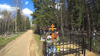 At the Russian Cemetery 2025 / Answer Your Questions / Different Russia