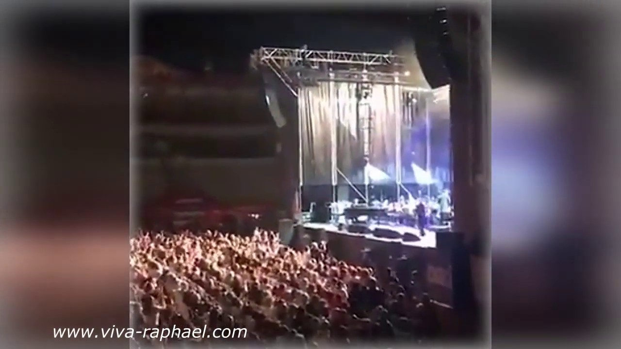 almeria park Raphael "Mi gran noche" en Plaza de Toros (Almeria). 17/05/2019 viva-raphael.com