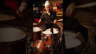 Dave King playing with TONES & TEXTURES