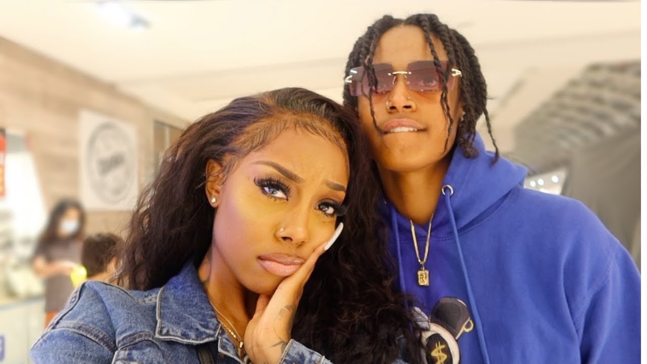 CHRISTMAS SHOPPING WITH MY CRUSH (FAIL)!!! | VLOGMAS 13