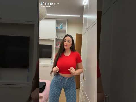 خلود قسمة و نصيب لايك