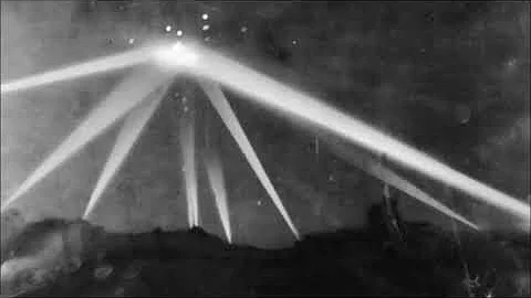 The battle of Los Angeles from February 24 to 25, 1942 with an alien mother ship! UFO's attack L.A.