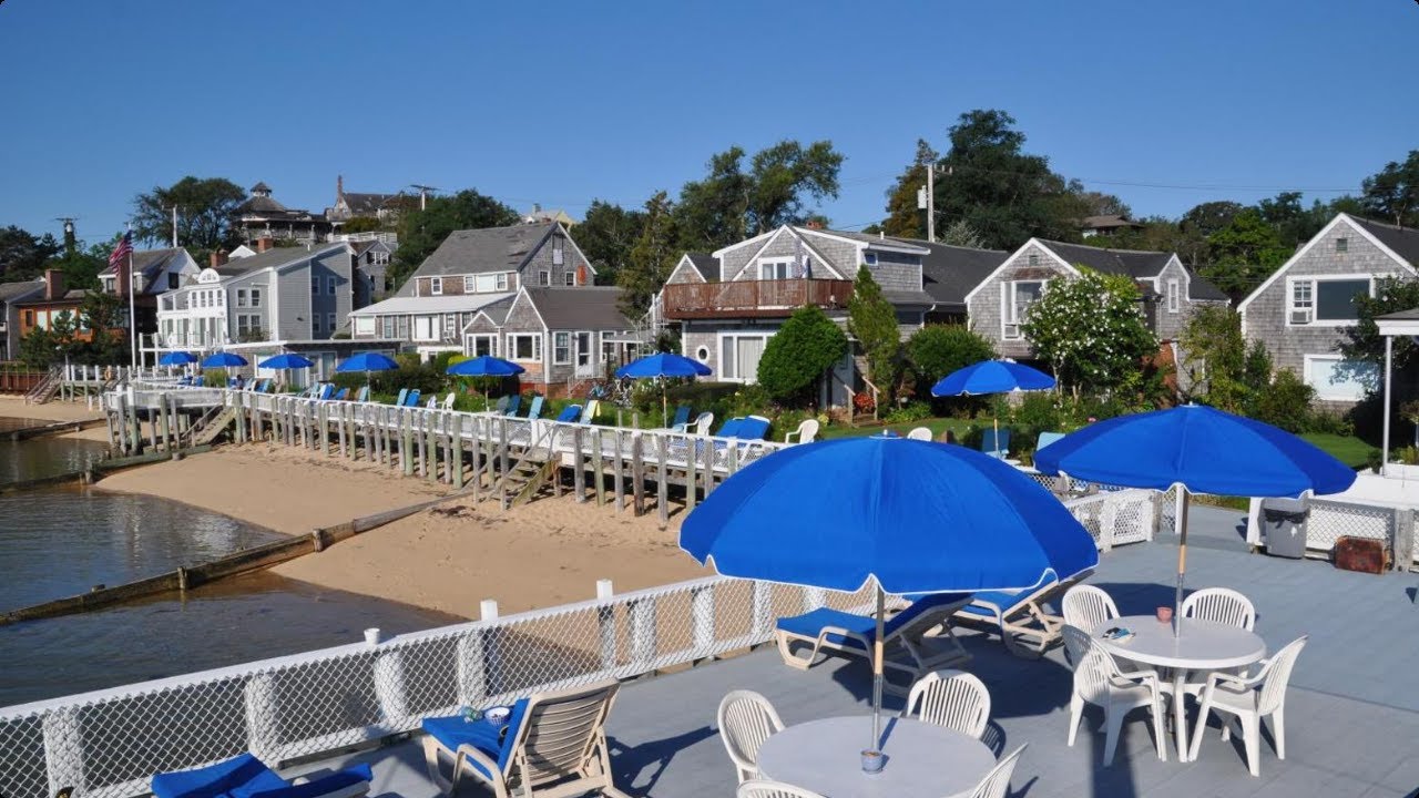 The Masthead Resort | Cabins in Provincetown