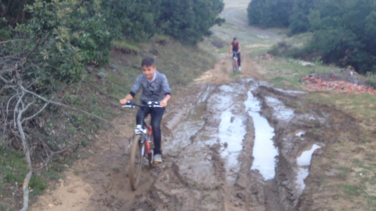 Me bicikleta ne lloq