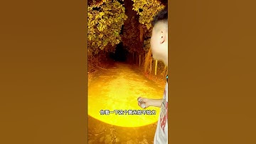 Yellow light angle flashlight for sea fisherman