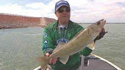 FOX Sports Outdoors SouthEAST #11 - 2017 Canton Lake, Oklahoma Walleye & Bass Fishing