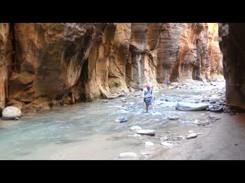 Tom hiking in the Narrows - part 1