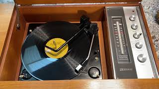 1970 Panasonic SE-1318 Table Top Stereo Console Record Player