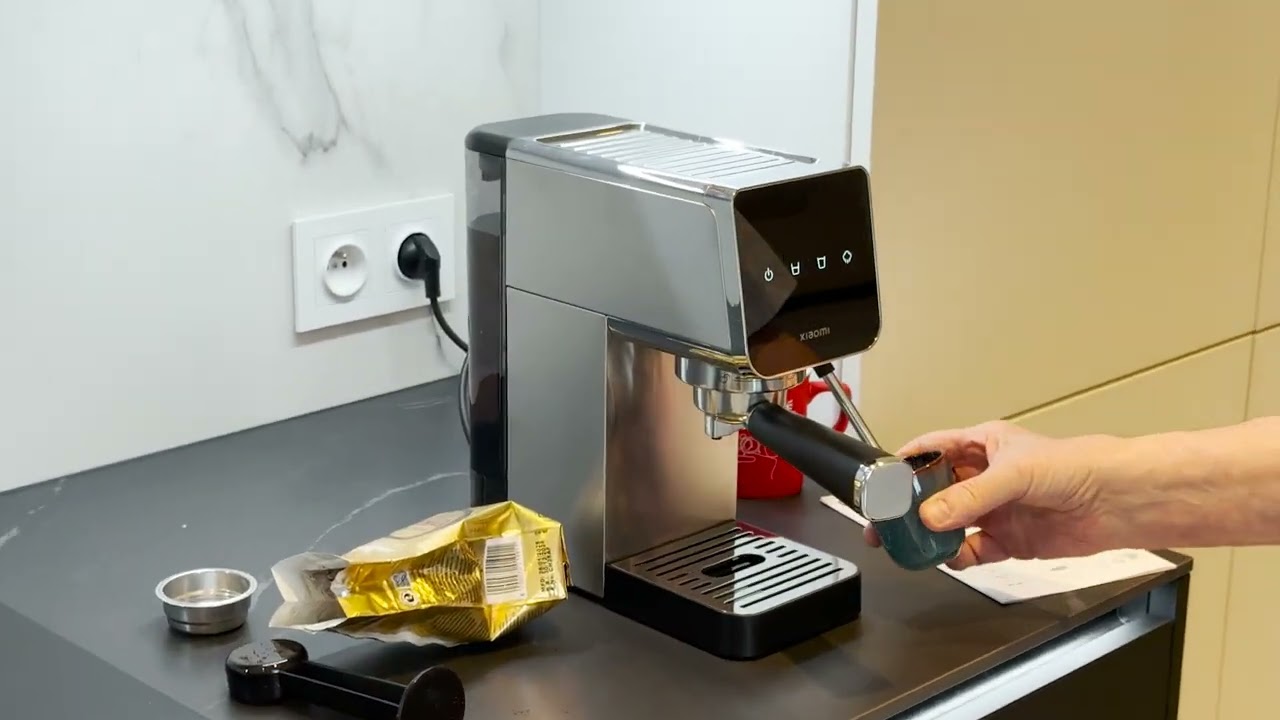 Xiaomi ポータブルエスプレッソメーカー Xiaomi Semi Automatic Espresso Machine Unbox and Test | The Crazy