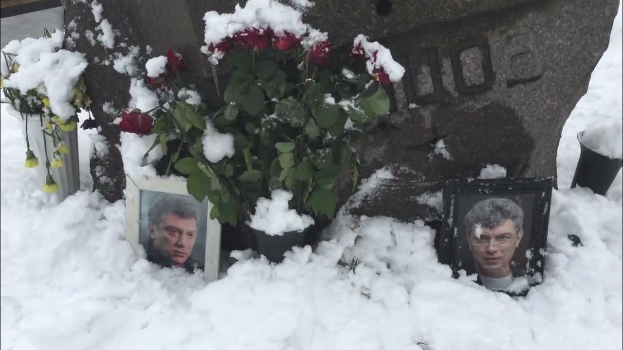 Полпред президента в Госдуме выразил соболезнования семье Немцова - РИА Новости,