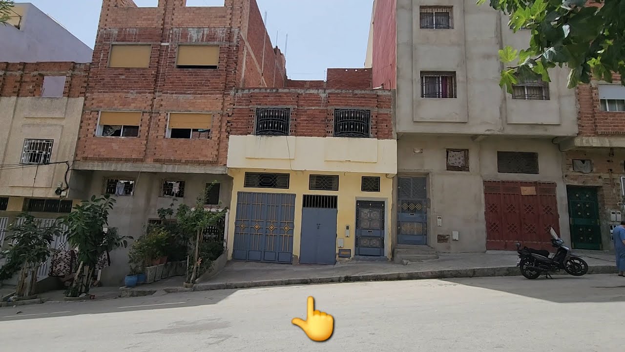 دار للبيع تجزئة بكاراج وطبقة الشارع 16 متر 