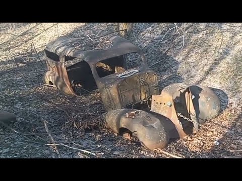 moving the 1930s hotrod