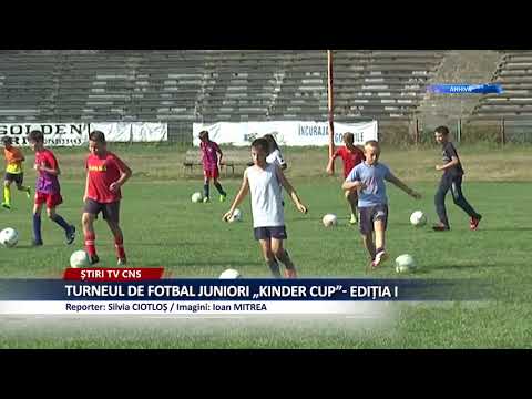 Video: Companie Slavdom La Turneul Tradițional De Fotbal LSR Cup