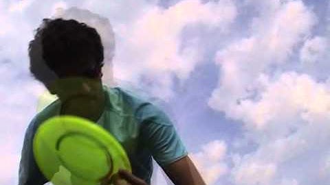 Frisbeepedia: Rim Crank (Freestyle Disc How-to)