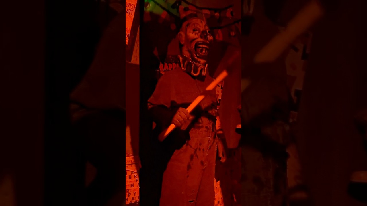 CLOWNS 🤡 #fyp #subscribe #halloween #zombie #clowns