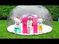 Vlad und Niki Spaß im aufblasbaren Haus - Lustige Geschichten für Kinder