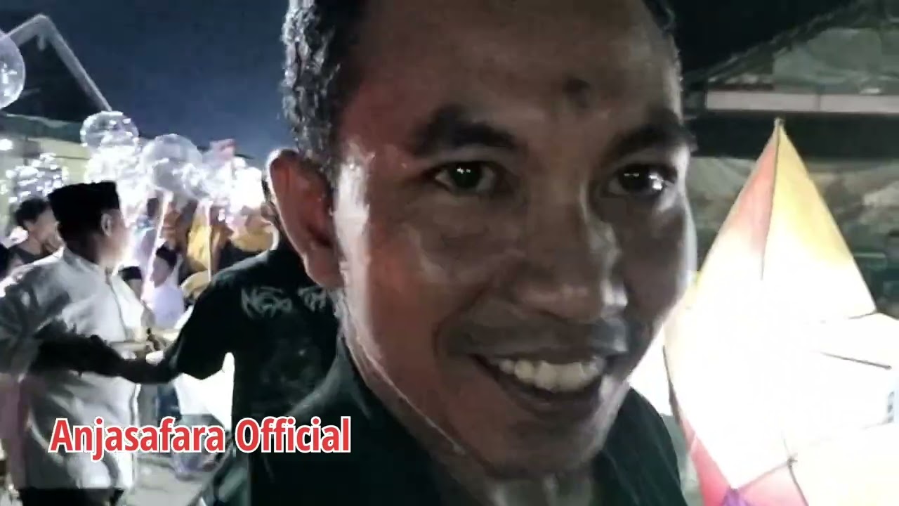 Yumna nonton Gema Takbir Desa Tunjungrejo #food #lebaran#kulinerindonesia #wisatakuliner #jamunatv